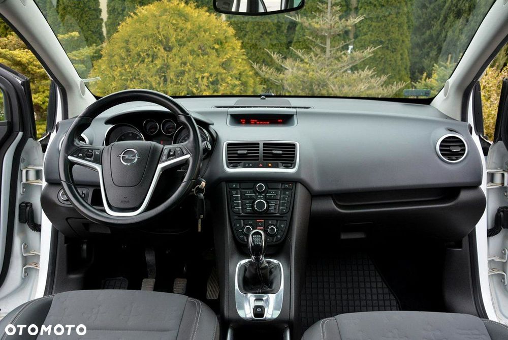Opel Meriva 1.7 CDTI Cosmo - 26