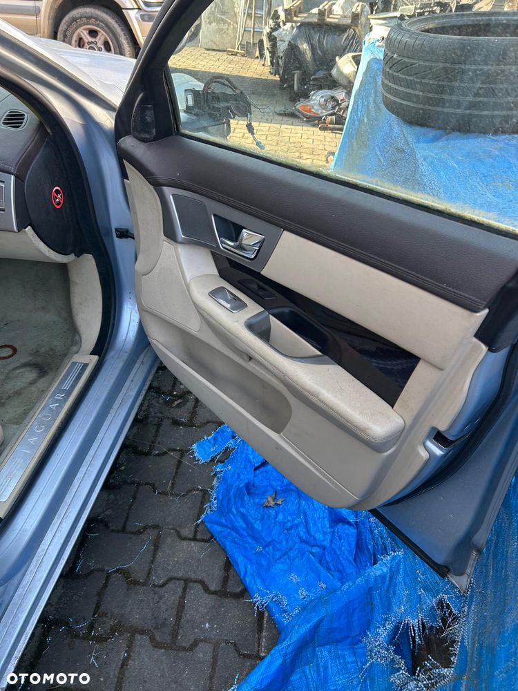 Jaguar XF 3.0 V6 S - 8