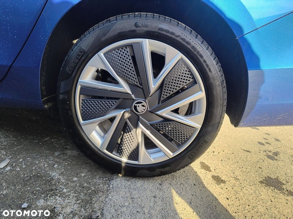 Skoda Superb 2.0 TSI Drive DSG - 18