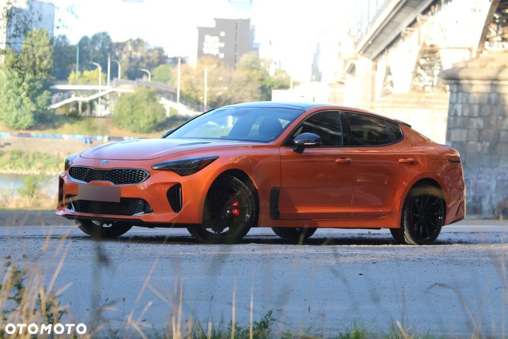 Kia Stinger 3.3 T-GDI V6 GT AWD - 11