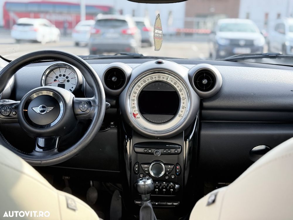 Mini Countryman Cooper D ALL4 - 11