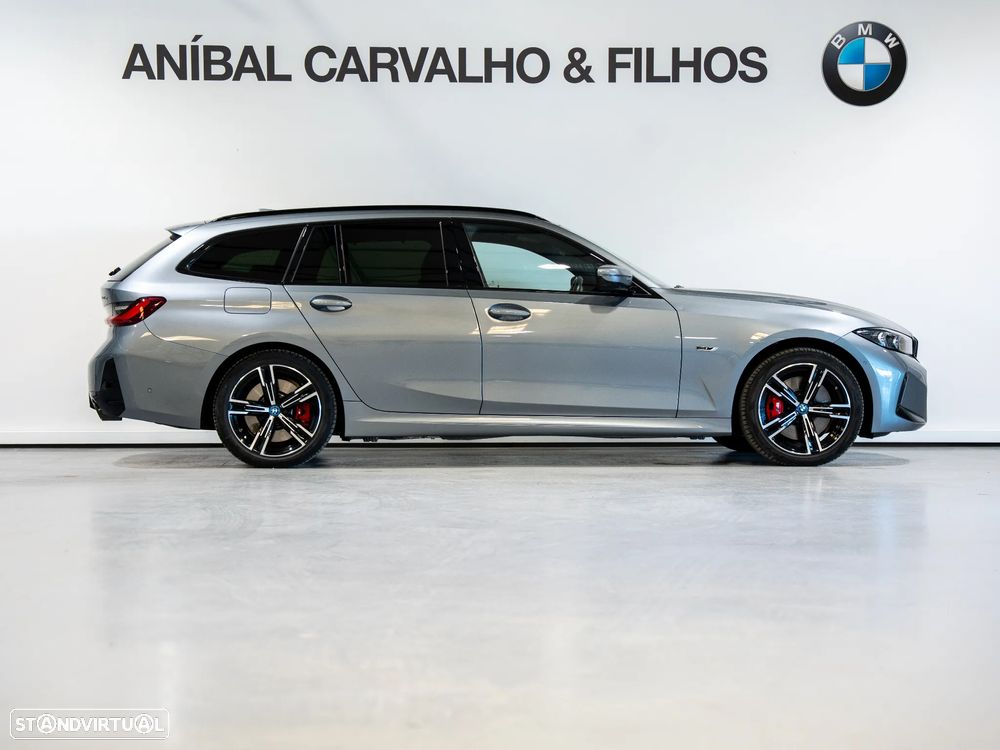 BMW 330 e Pack Desportivo M Pro Auto - 2