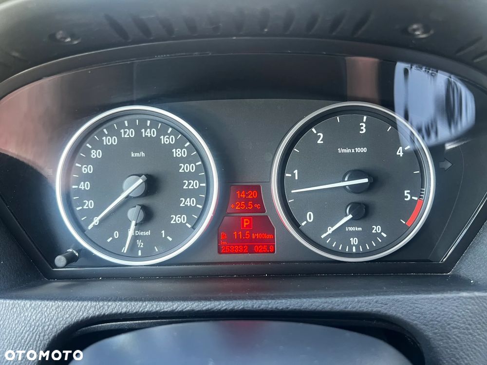 BMW X5 xDrive35d - 7