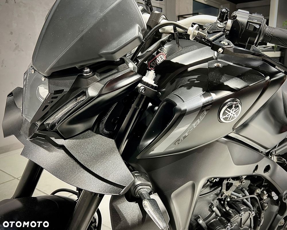 Yamaha MT - 8
