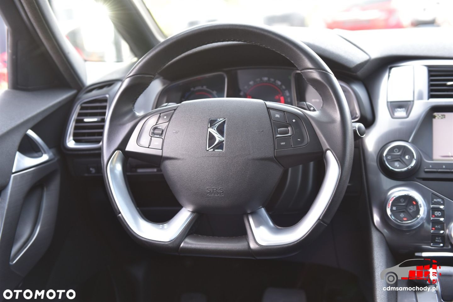 Citroën DS5 2.0 HDi Hybrid4 Pure Pearl MCP - 23