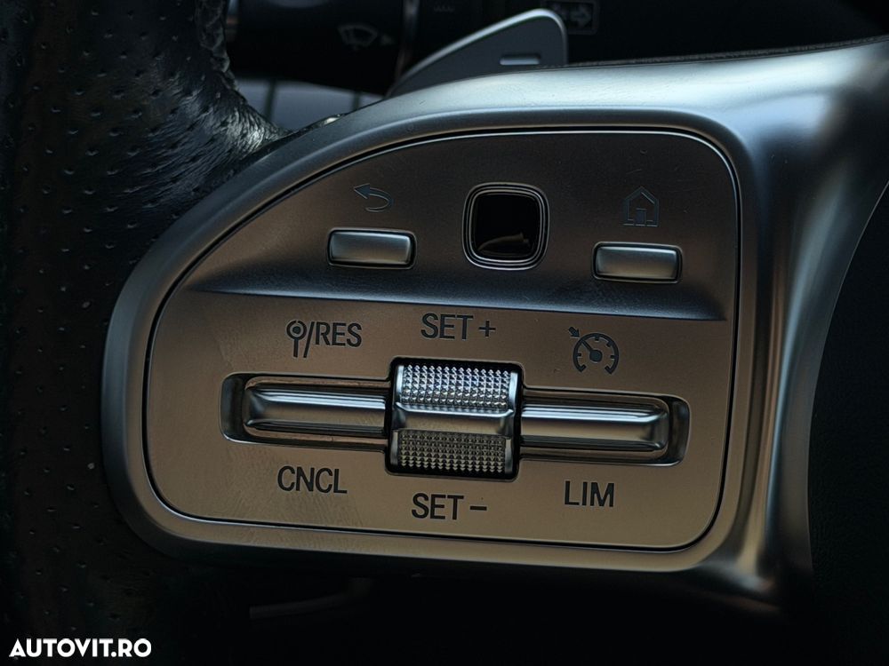 Mercedes-Benz E 220 d 9G-TRONIC AMG Line - 35