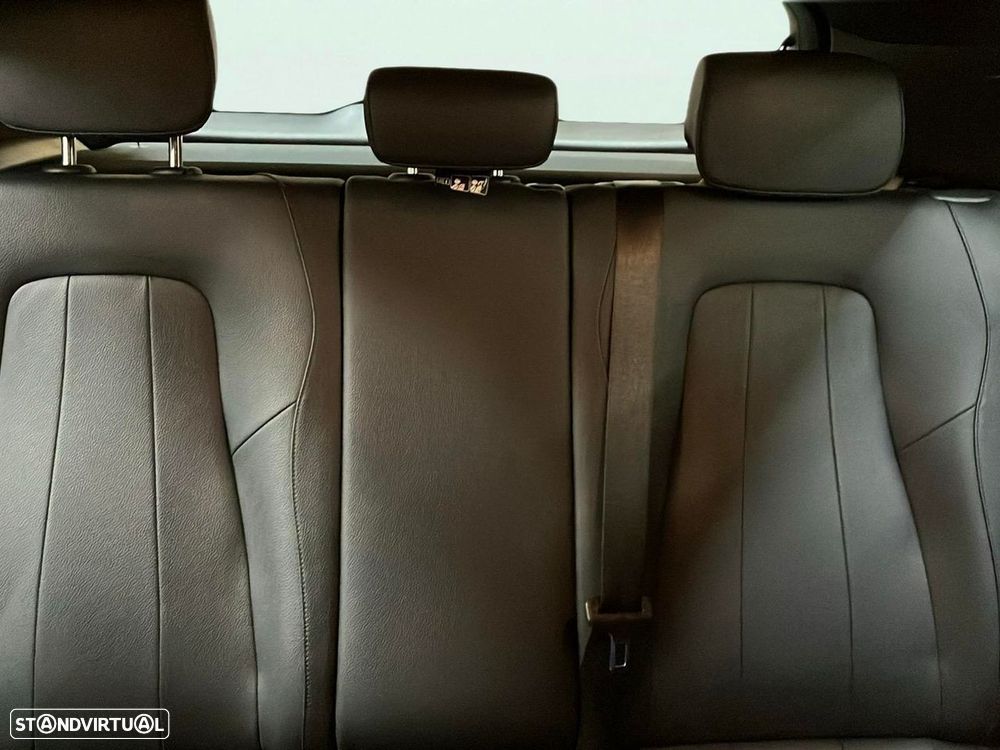 Mercedes-Benz A 250 - 19