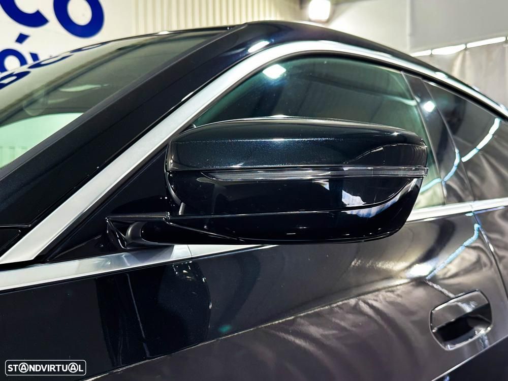 BMW i4 eDrive40 Pack Desportivo M - 16