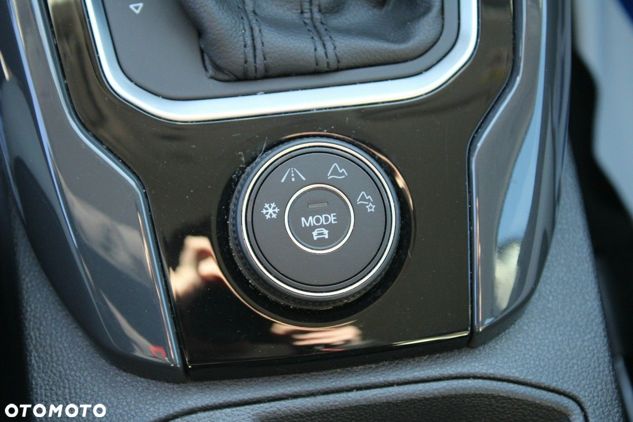 Volkswagen T-Roc - 22