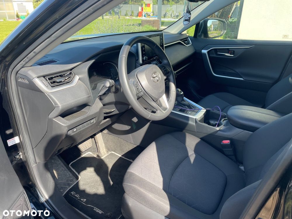 Toyota RAV4 - 9