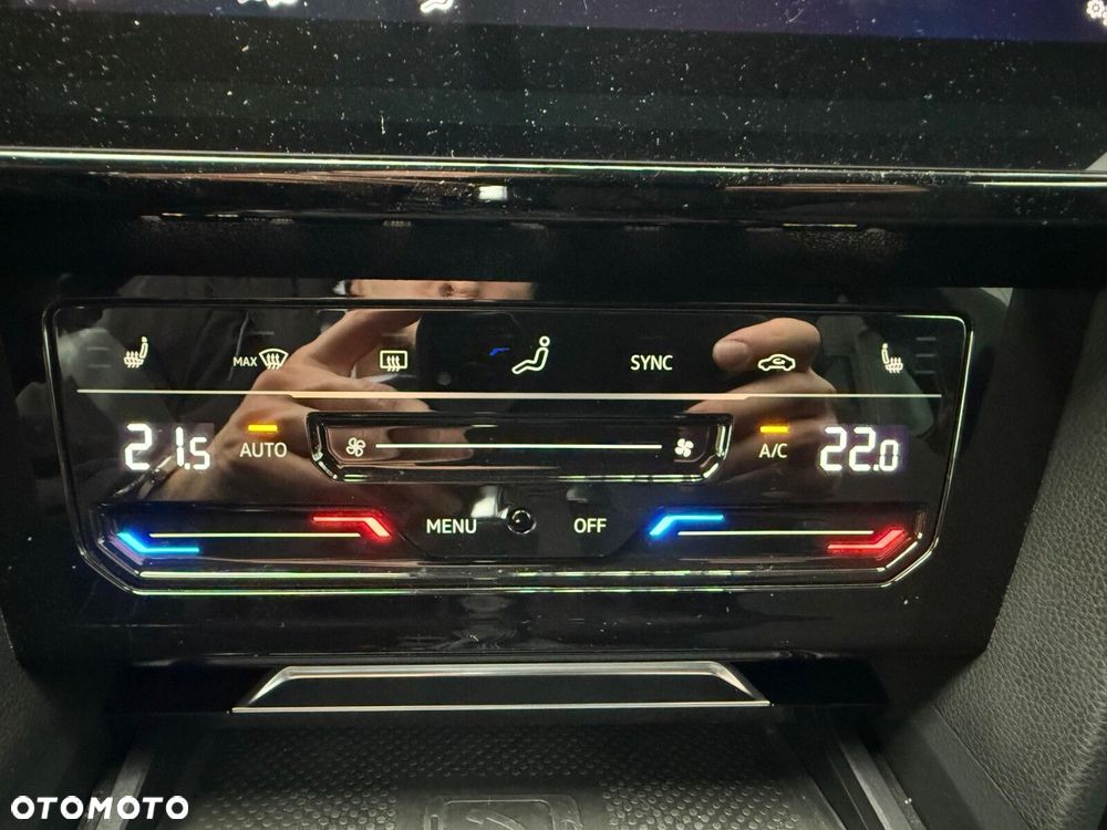 Volkswagen Arteon 2.0 TSI 4Motion R DSG - 28