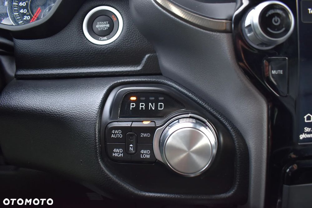 Dodge RAM 1500 5.7 4x4 - 34