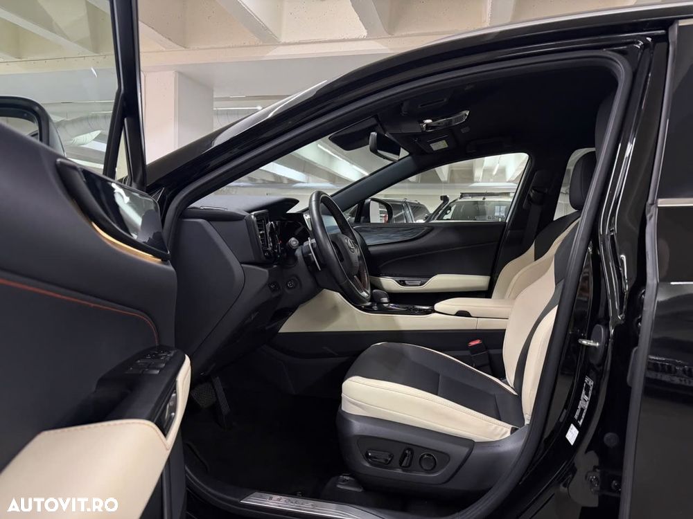 Lexus Seria NX 450h+ E-FOUR Business - 11