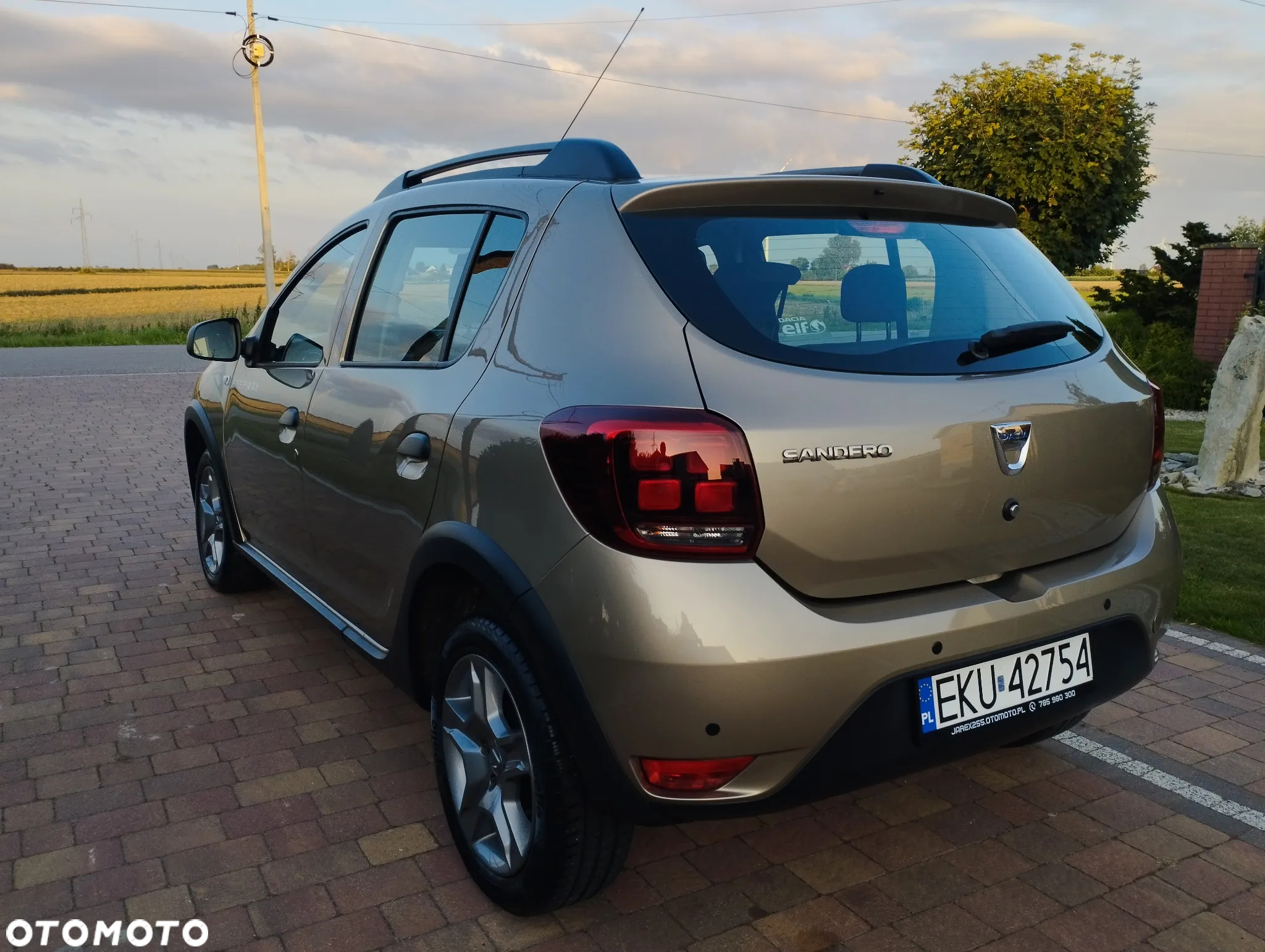 Dacia Sandero Stepway SCe 75 Essential - 4