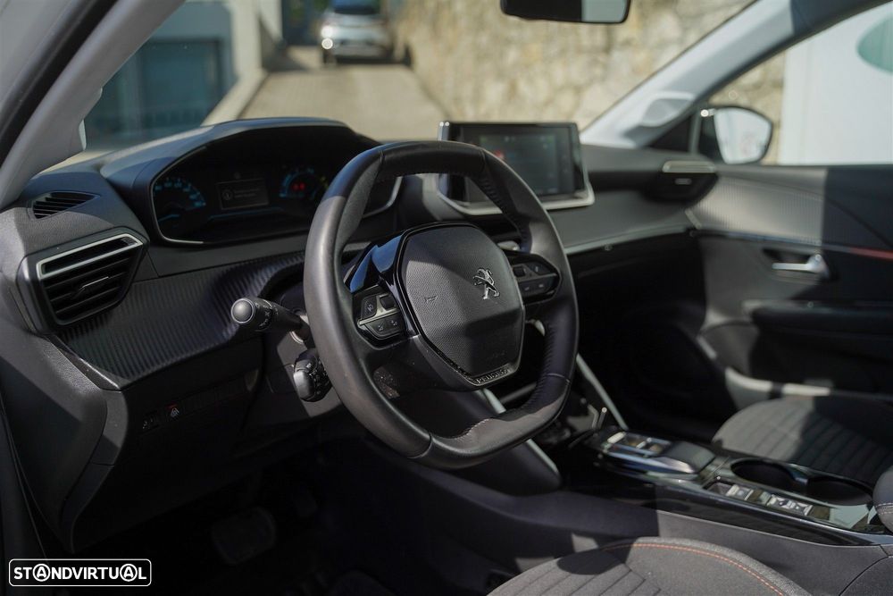 Peugeot e-208 50 kWh Allure Pack - 28