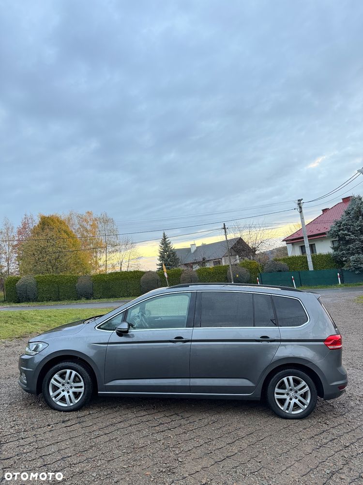 Volkswagen Touran 1.4 TSI BMT Comfortline DSG - 24
