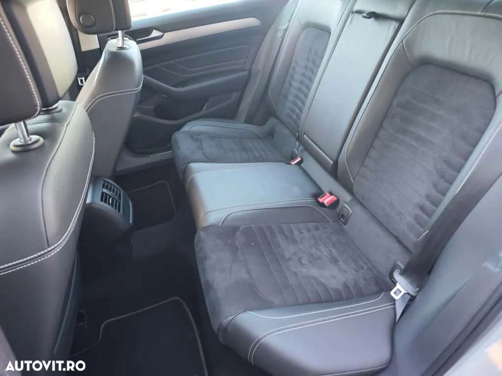 Volkswagen Passat 2.0 TDI DSG Comfortline - 15