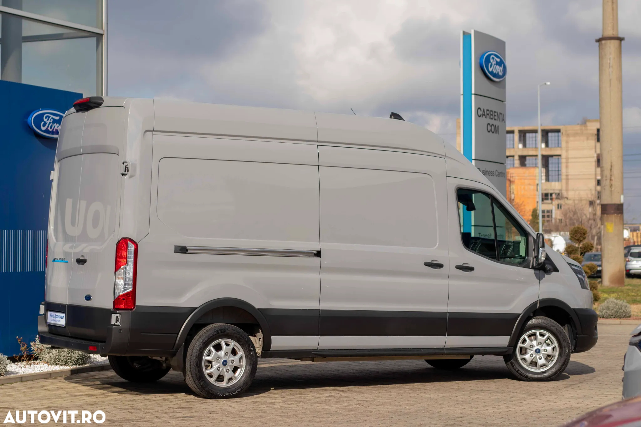 Ford E-Transit - 9