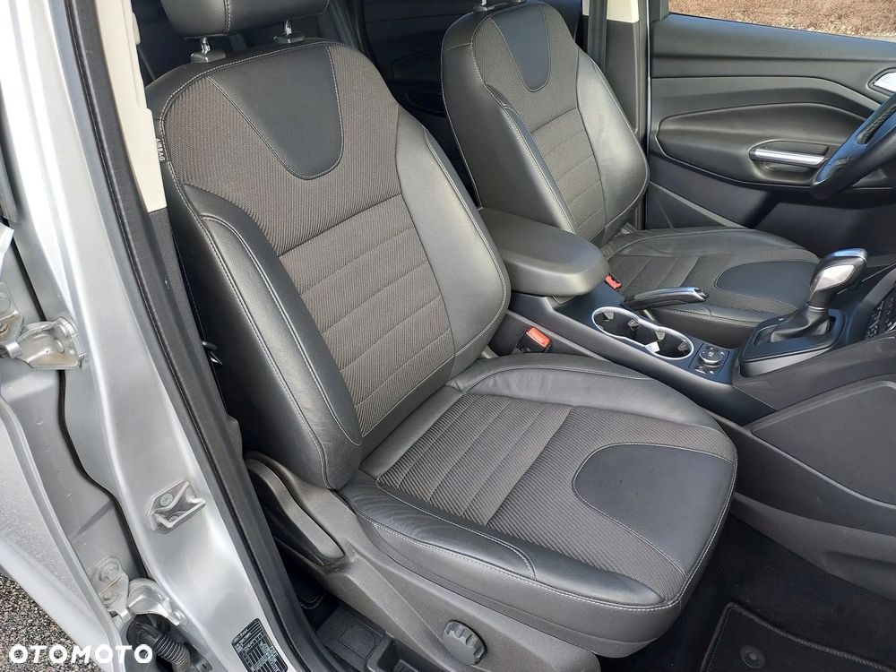 Ford Kuga 2.0 TDCi 4WD Titanium - 23