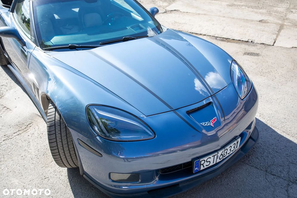 Chevrolet Corvette - 10