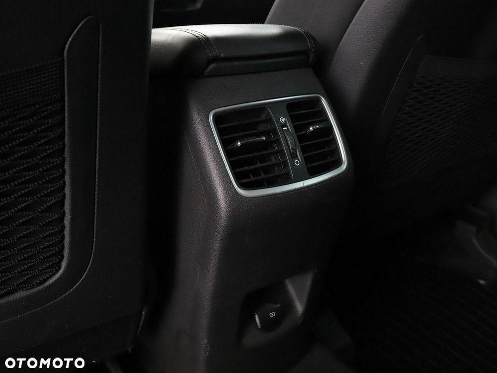 Hyundai Tucson 1.6 GDi 2WD Trend - 37