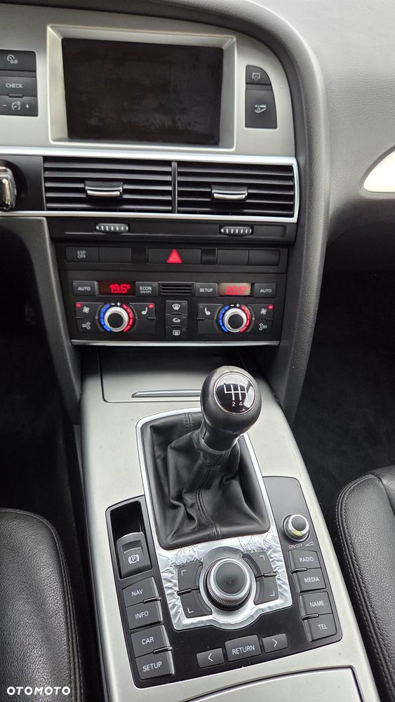 Audi A6 Avant 2.0 TDI - 11