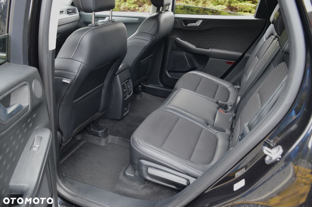 Ford Kuga 2.0 EcoBlue 4x4 TITANIUM - 28