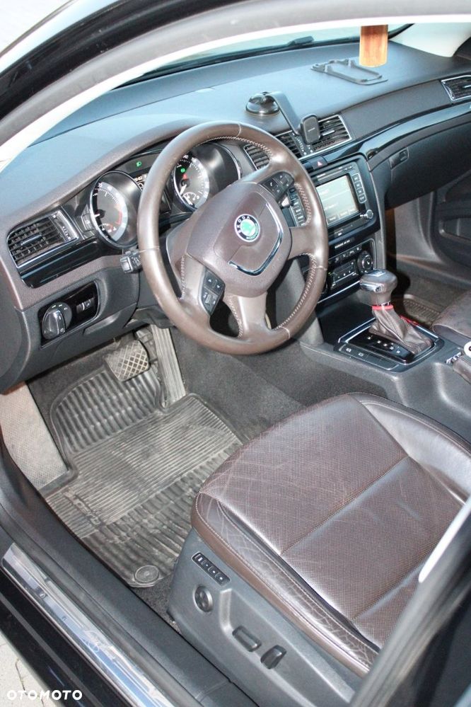 Skoda Superb 2.0 TDI L&K DSG - 10