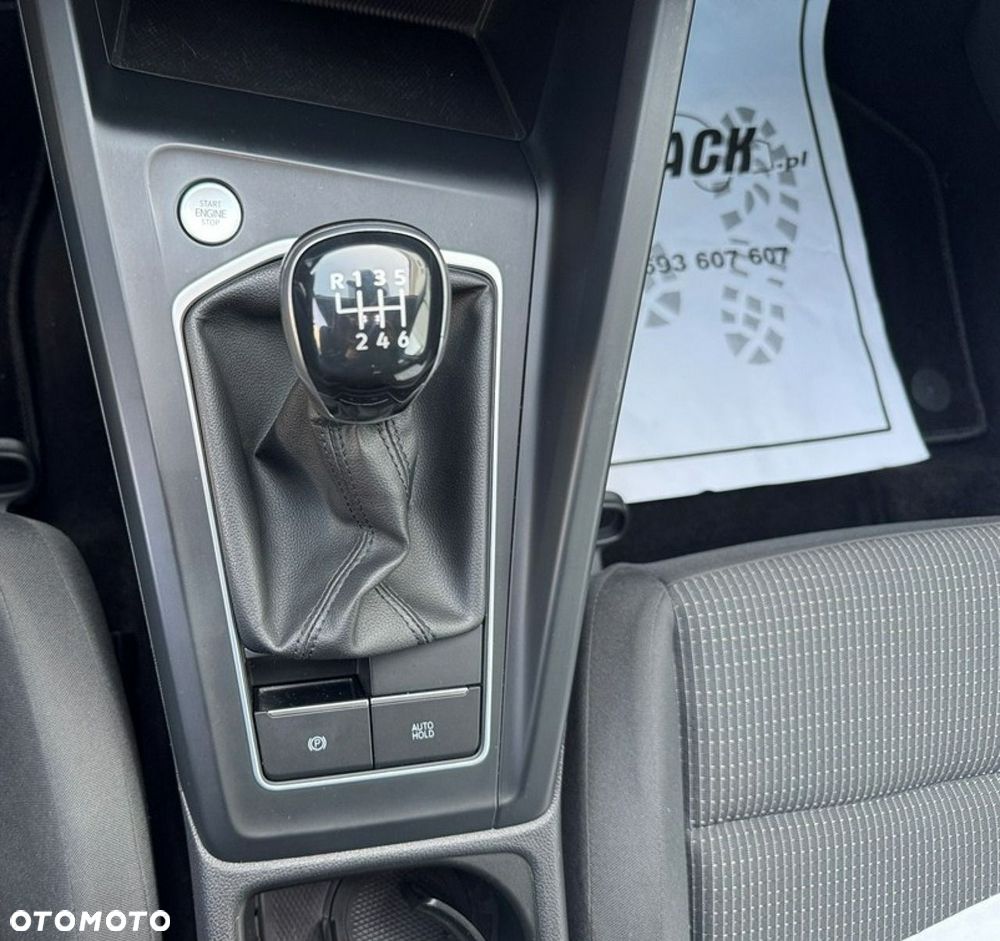 Volkswagen Golf - 13