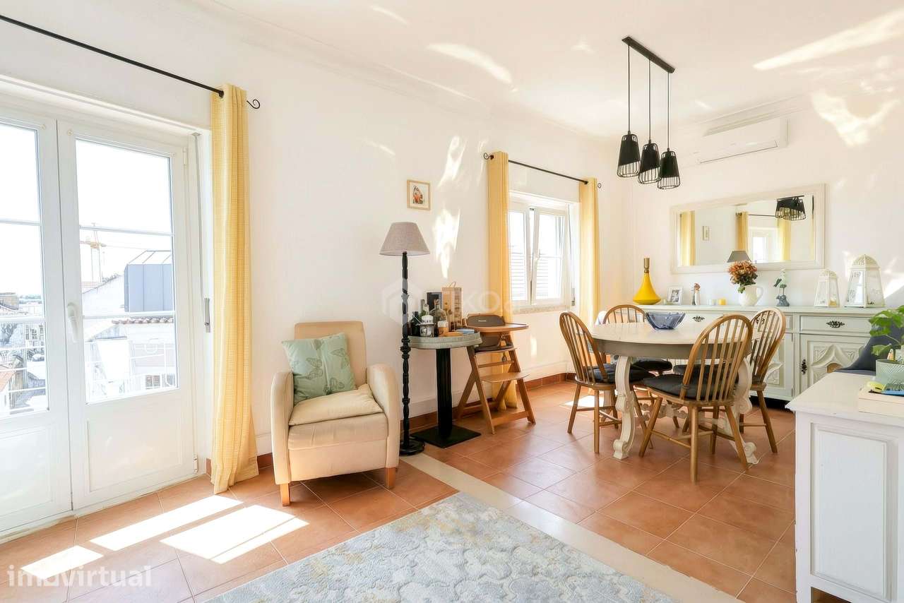 APARTAMENTO T3+1 CONVERTIDO EM T2+1 | CENTRO DE VILA FRANCA DE XIRA - Grande imagem: 3/46