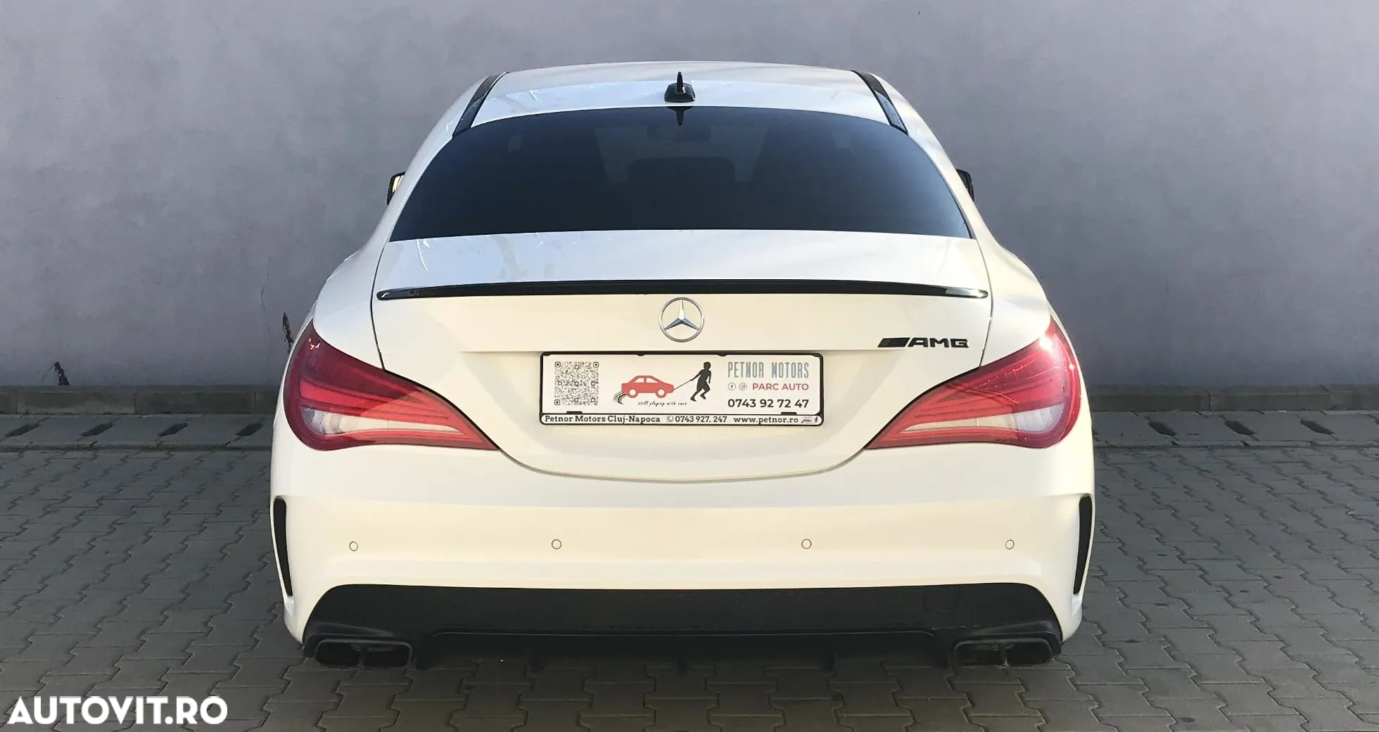 Mercedes-Benz CLA AMG 45 4Matic 7G-DCT - 12