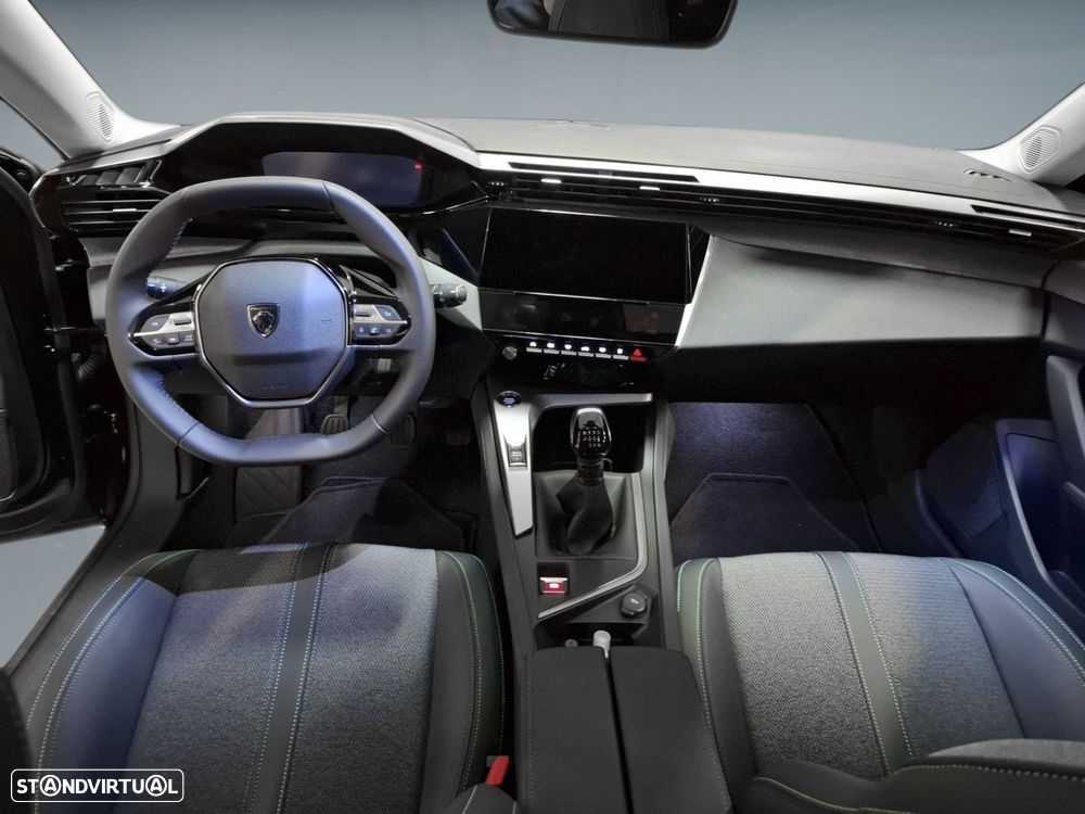 Peugeot 308 1.2 PureTech Allure - 12