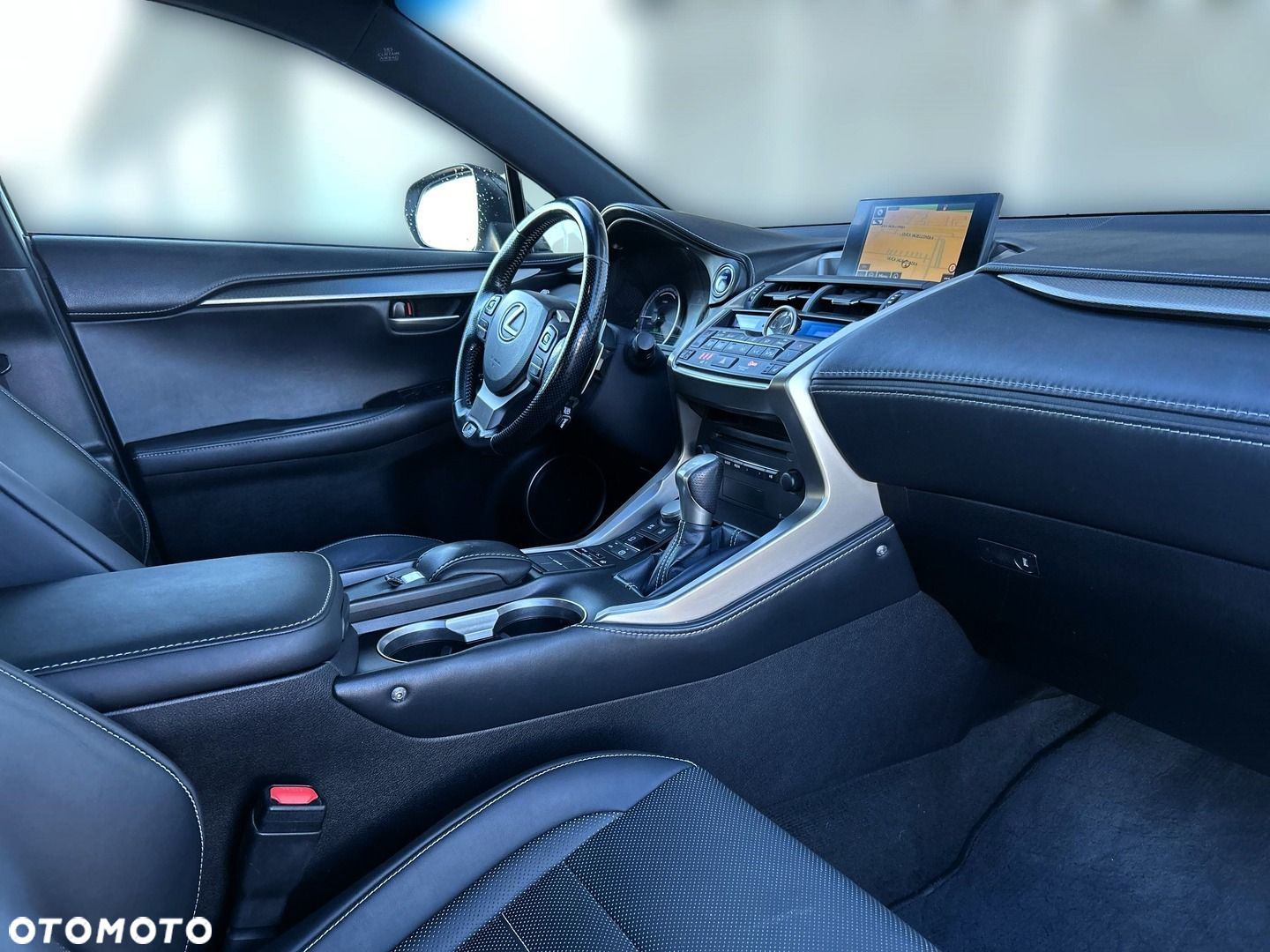 Lexus NX 300h F Sport AWD - 11