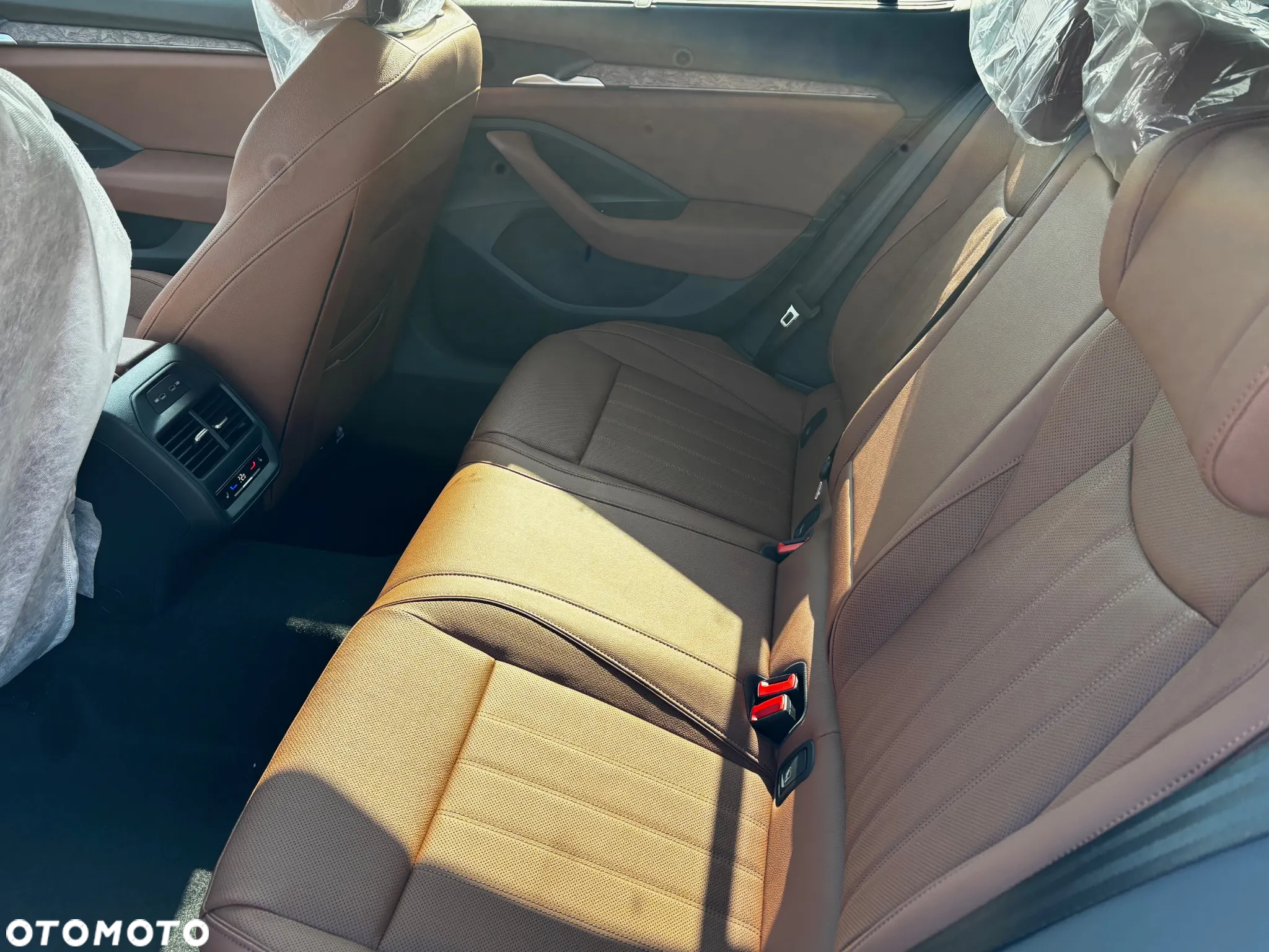 Skoda Superb 2.0 TSI L&K DSG - 11