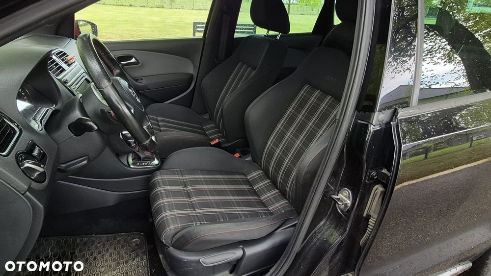 Volkswagen Polo 1.4 DSG GTI - 8