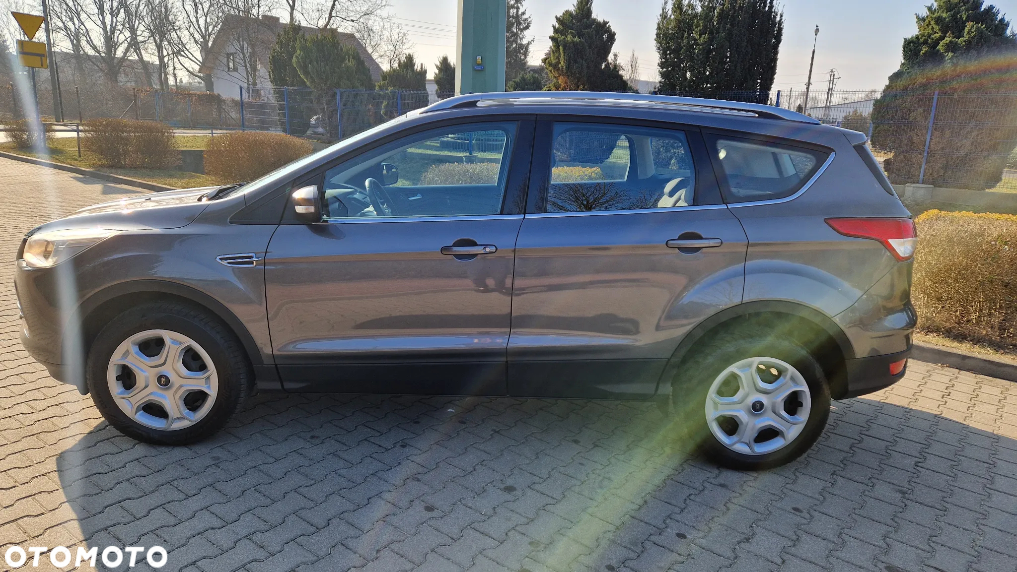 Ford Kuga 1.6 EcoBoost FWD Trend ASS - 14