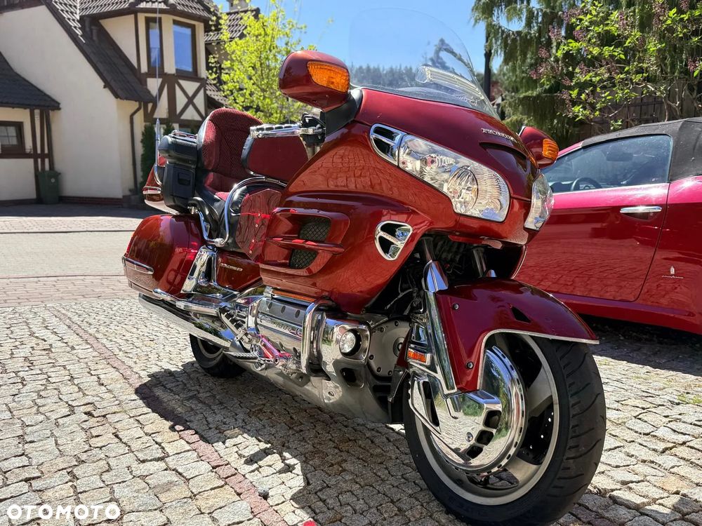 Honda GL - 12
