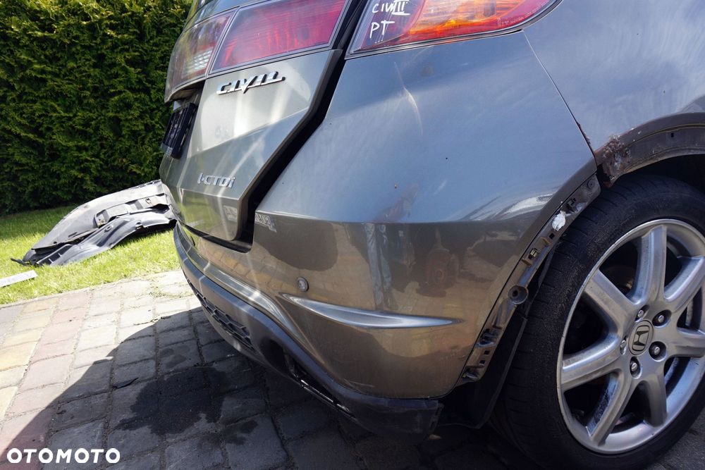 ZDERZAK TYLNY CIVIC VIII 5D HB NH701M  SZARY HONDA 2006-2010 - 2