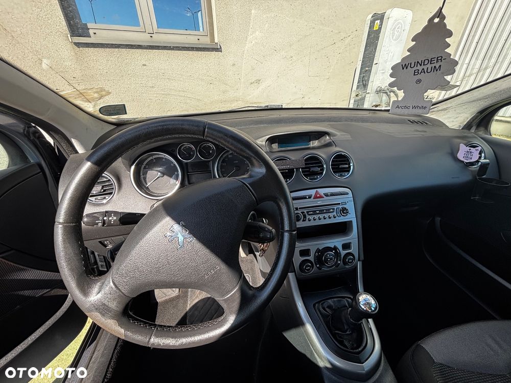 Peugeot 308 120 VTi Premium - 30