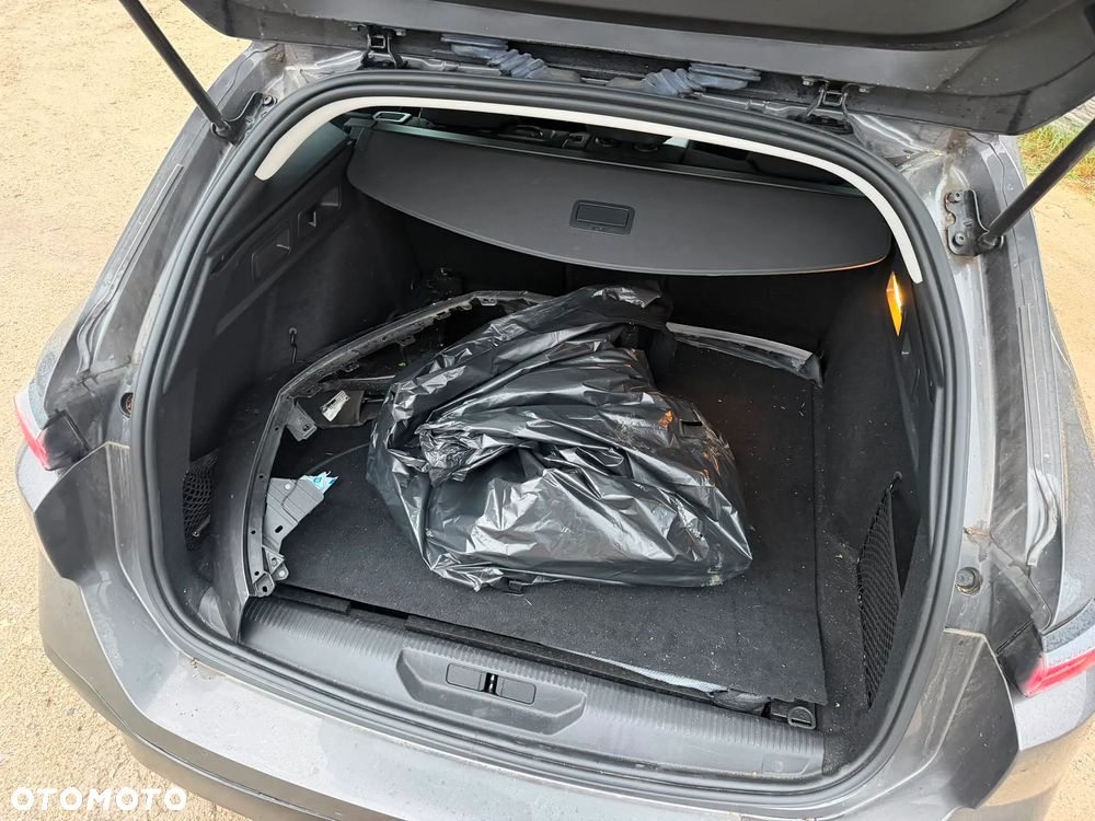 Peugeot 308 PureTech 130 EAT8 Active Pack - 21