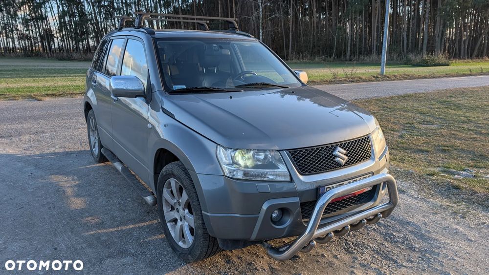 Suzuki Grand Vitara 2.0 De luxe - 7