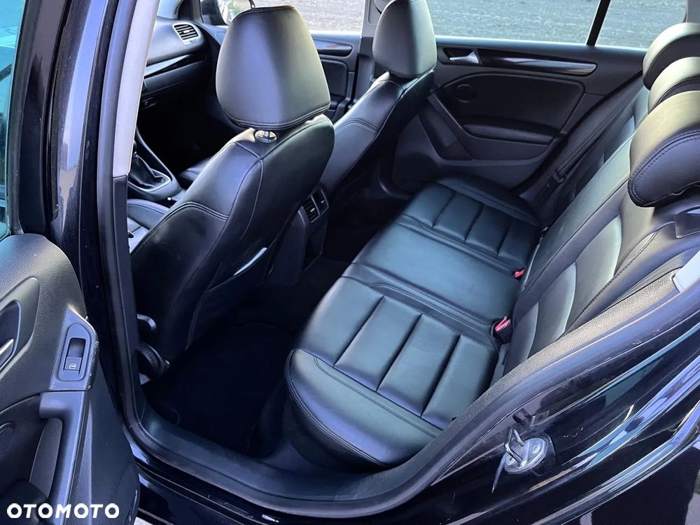 Volkswagen Golf VI 2.0 TDI Highline - 19