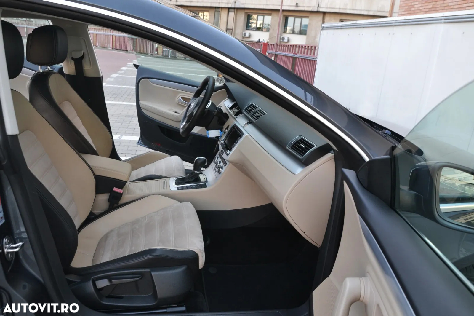 Volkswagen Passat CC 2.0 TDI BlueMotion Technology DSG - 16