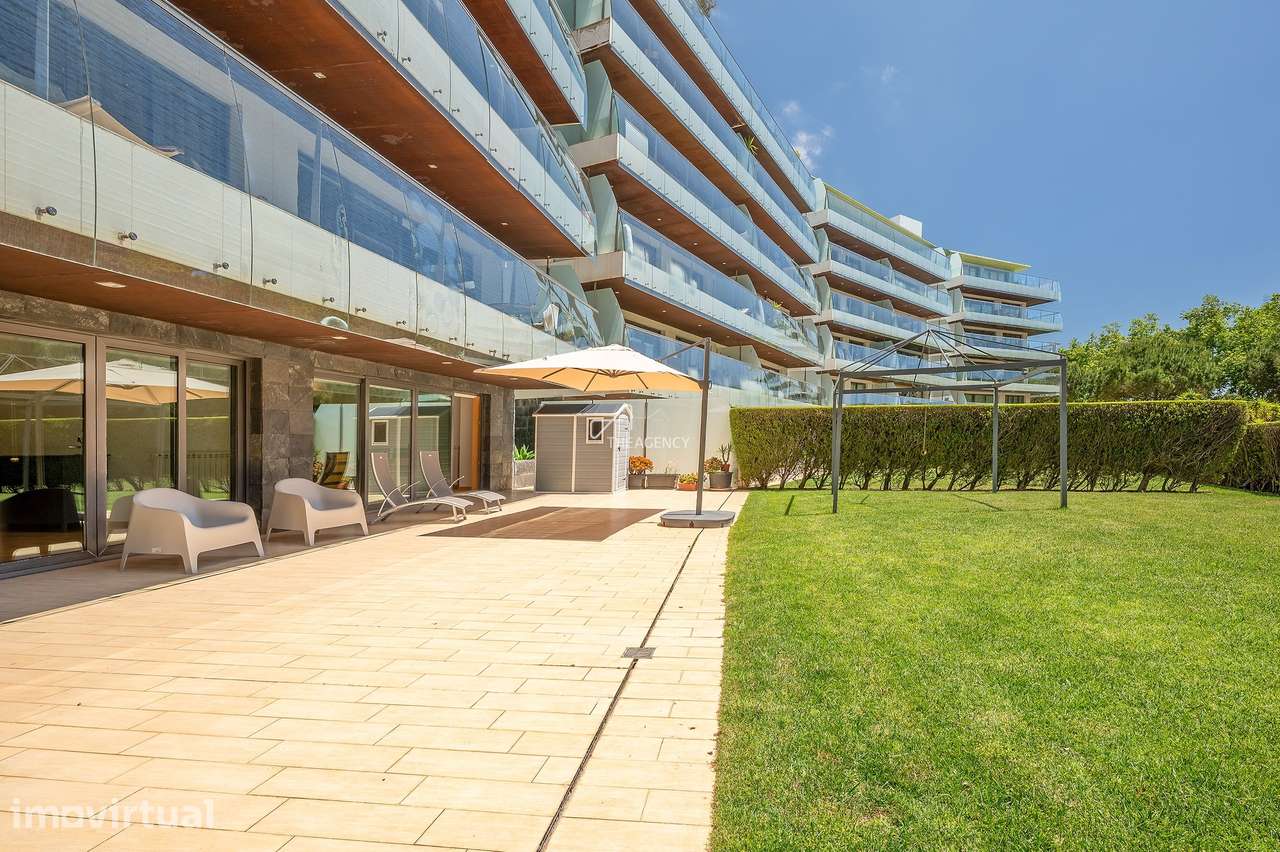 Elegante Apartamento T2 com Jardim Privativo em Condomínio de Prestígi - Grande imagem: 2/35