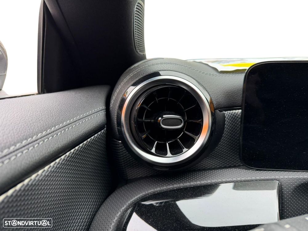 Mercedes-Benz CLA 250 - 43