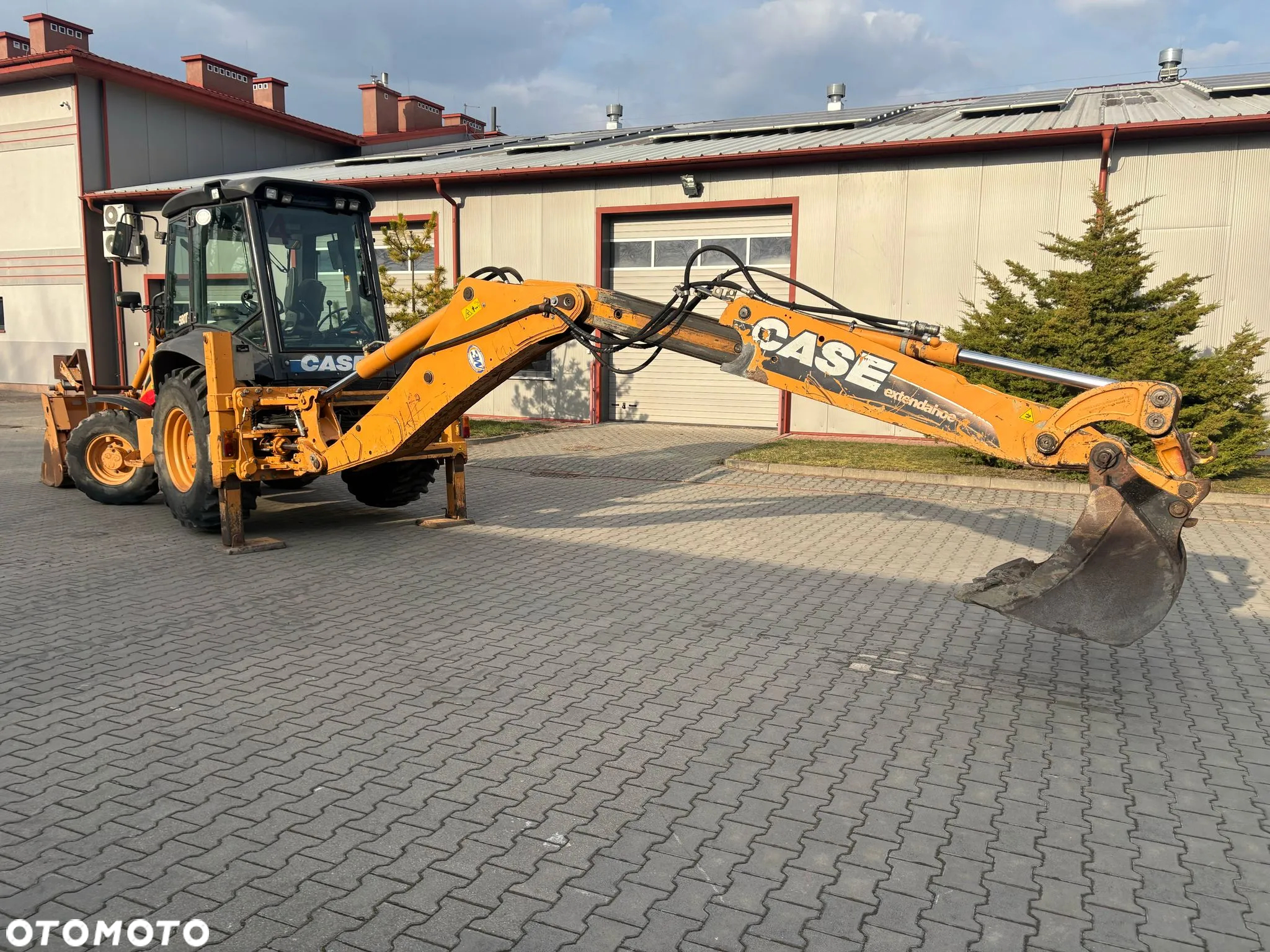 Case 580 T - 11