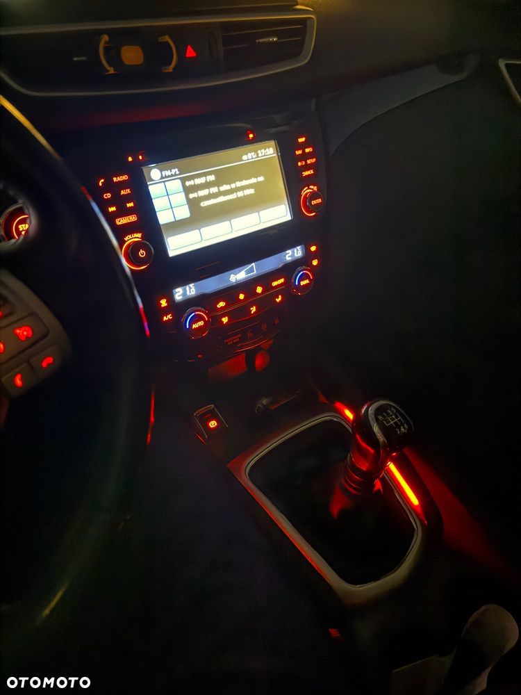 Nissan Qashqai 1.2 DIG-T Tekna - 12