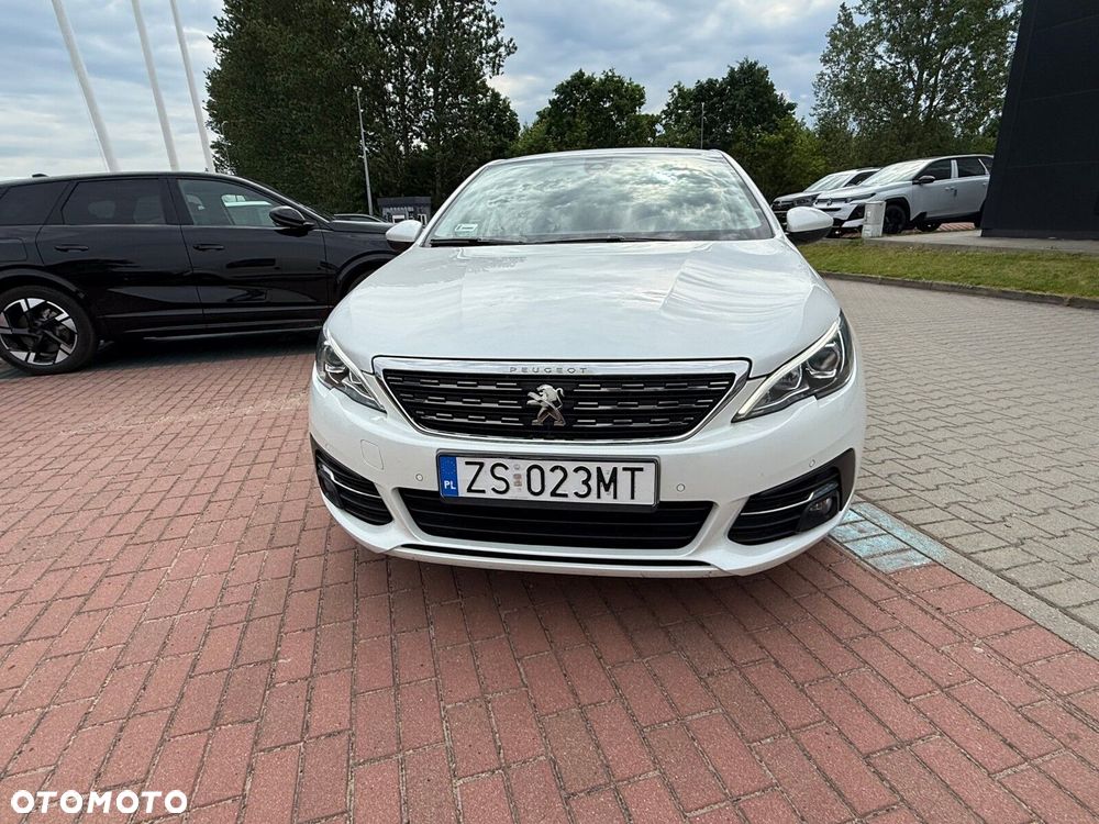 Peugeot 308 1.2 PureTech Allure Pack S&S - 9