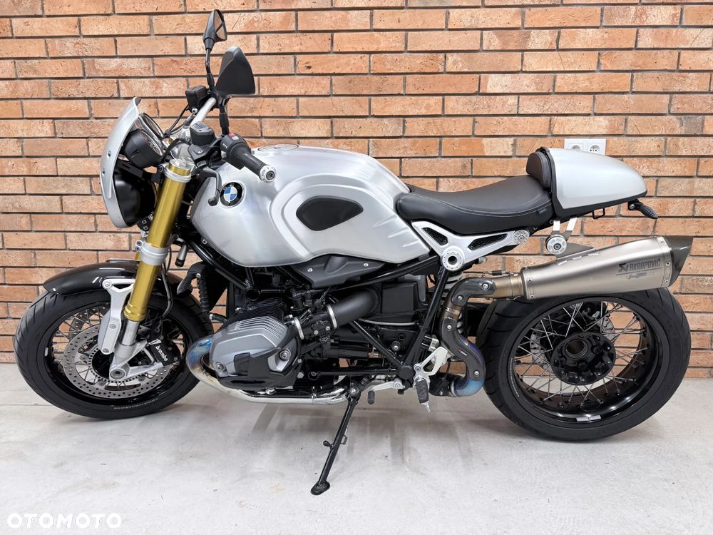 BMW R - 2