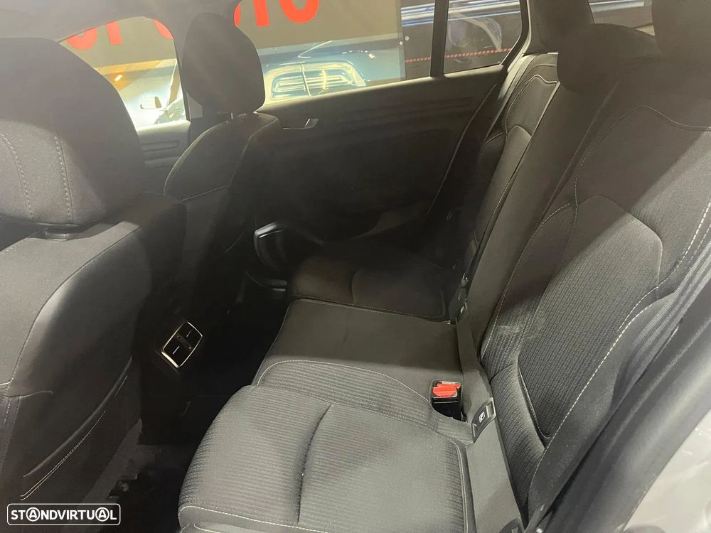 Renault Mégane Sport Tourer 1.5 dCi Zen ECO - 32